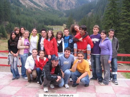 noi suntem cativa dar ma rog) poze